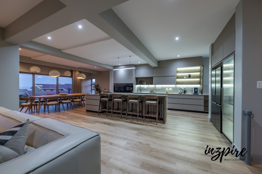 4 Bedroom Property for Sale in Glentana Western Cape